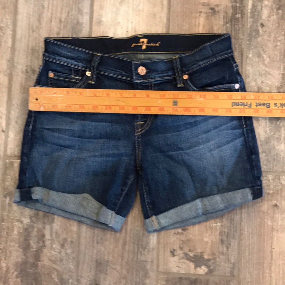 7 for All Mankind Denim shorts - Picture 5 of 5